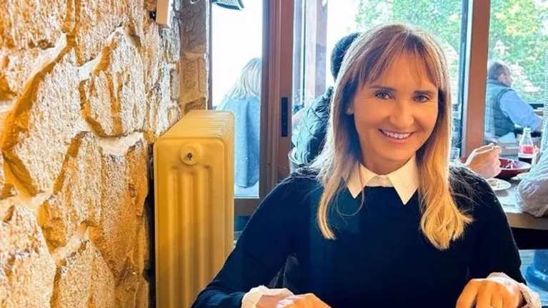 Mάρα Ζαχαρέα: Μαγειρεύει στην κουζίνα του σπιτιού της μία γευστική συνταγή