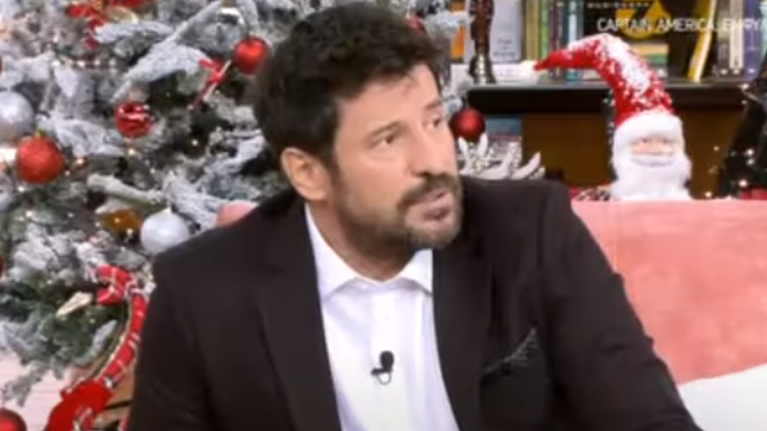 Το απίστευτο ξέσπασμα του Αλέξη Γεωργούλη κατά του Κώστα Τσουρού: Να παραιτηθείς, δεν ξέρεις τι λες [Βίντεο]