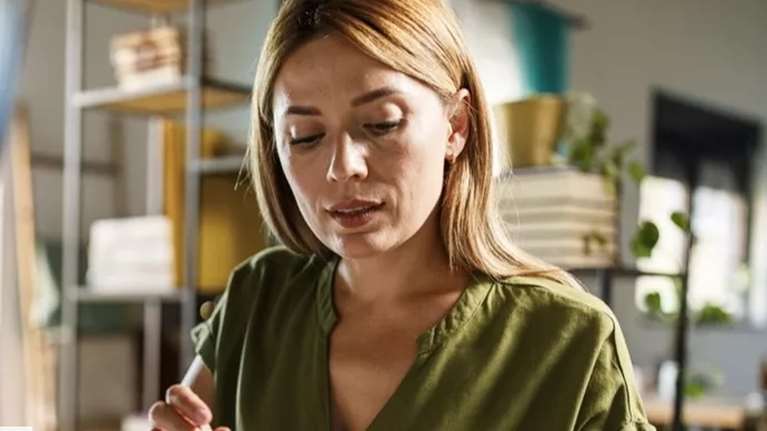 Άνοια: Μείωσε την πιθανότητα εμφάνισης κατά 28% με αυτές τις τροφές