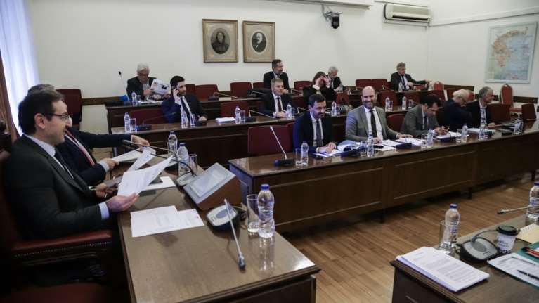 Novartis - Πηγές ΝΔ: Το υπόμνημα Μιωνή αποδομεί την κατάθεση του πρώην υπουργού Νίκου Παππά