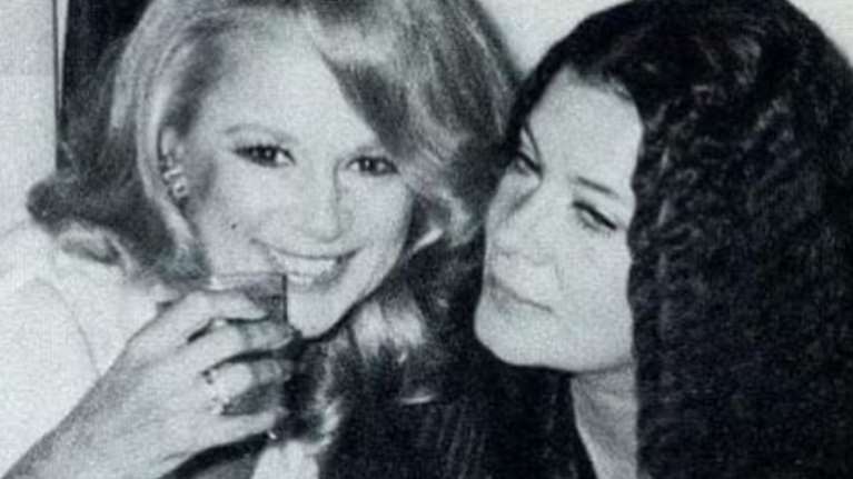 Σπάνιο ενσταντανέ: Αλίκη Βουγιουκλάκη και Τζένη Καρέζη ανέμελες στην αγκαλιά του Ηλία Καζάν - &quot;Μαγική συντροφιά&quot;