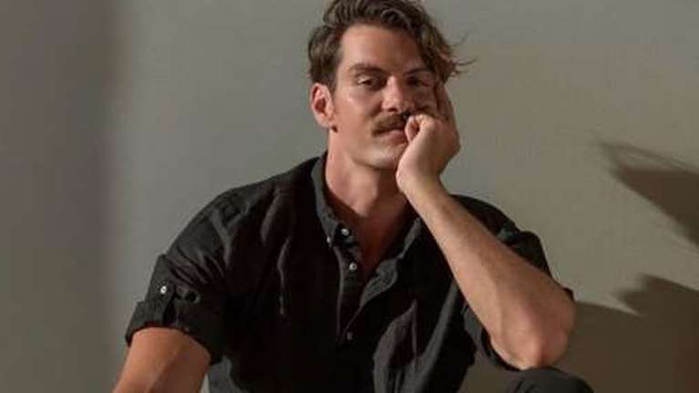 Γιάννης Κουκουράκης: &quot;Έχω παλέψει με τον δαίμονα τού να με αγαπήσω και να με αποδεχθώ&quot;