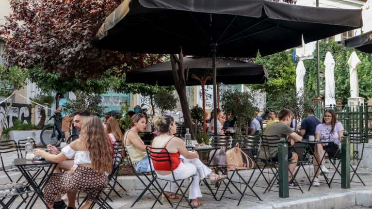 Κορονοϊός: Σε Αττική, Θεσσαλονίκη, Μεσσηνία, Λάρισα, Ηράκλειο τα περισσότερα κρούσματα