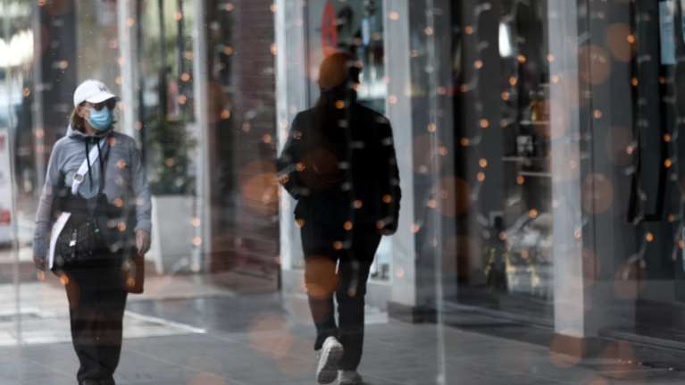 Τα πιο ανθεκτικά και τα περισσότερο &quot;ευάλωτα&quot; επαγγέλματα στην Ελλάδα, στο 9μηνο της κρίσης του κορονοϊού