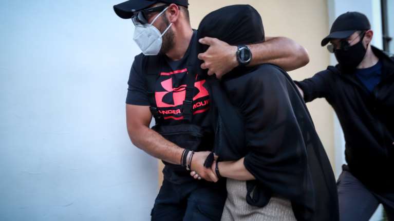 Επίθεση με βιτριόλι: Η νέα ανακοίνωση της αστυνομίας για τη σύλληψη της 35χρονης