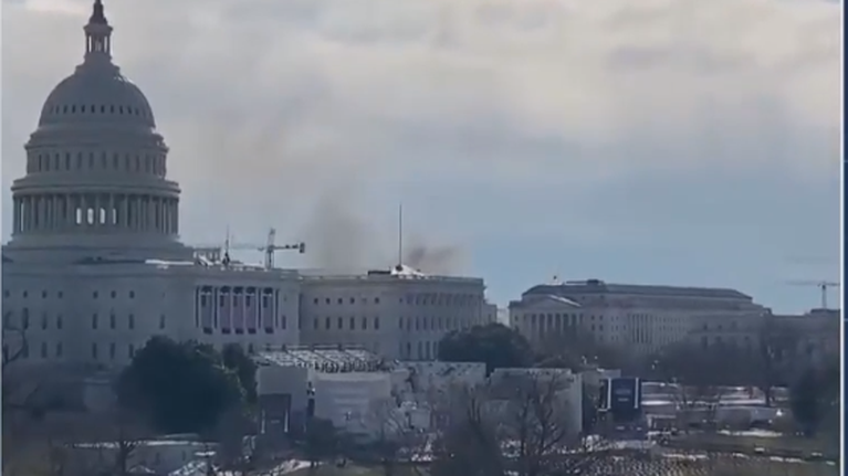 Λήξη συναγερμού στο Καπιτώλιο: Υπό έλεγχο η φωτιά