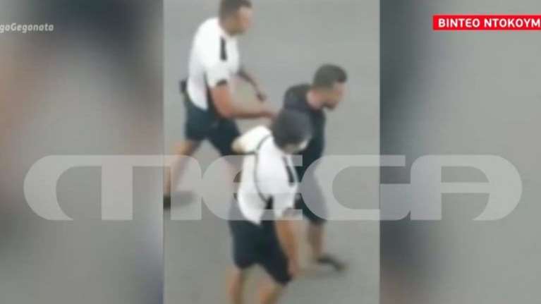 Κέρκυρα: Καρέ-καρέ η σύλληψη άνδρα που δεν φορούσε μάσκα - Αστυνομική βία κατήγγειλε ο 40χρονος