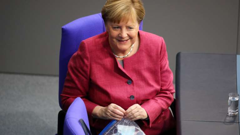 Κορονοϊός - Η Μέρκελ προειδοποιεί: Έρχονται δύσκολοι μήνες, θα προσπαθήσουμε να αποφύγουμε νέο lockdown