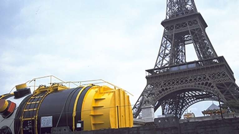 Συναγερμός στη Γαλλία μετά από φωτιά σε πυρηνικές εγκαταστάσεις