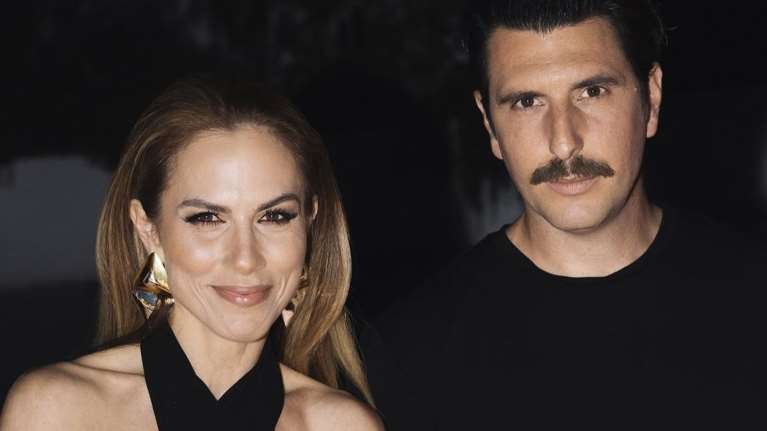 Ντορέττα Παπαδημητρίου - Γιώργος Γεροντιδάκης: Δείπνο στη συνοικία της Πλάκας