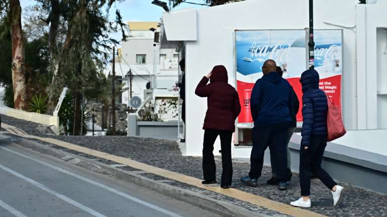 Επιστρέφει σε κανονικούς ρυθμούς η Σαντορίνη - Ανοιγουν τα σχολεία μετά από έναν μήνα