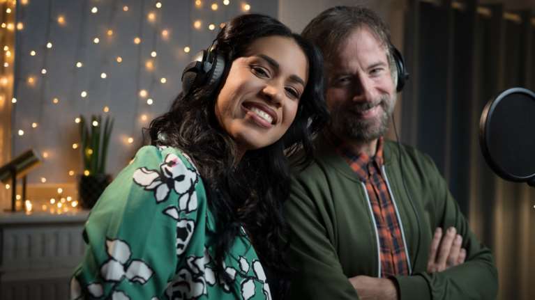 &quot;Λόλα&quot;: Το πολυαγαπημένο τραγούδι του Κωστή Μαραβέγια σε μία διασκευή – έκπληξη