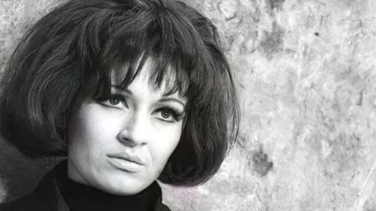 Μάρθα Καραγιάννη: Τρία χρόνια από τον θάνατό της - &quot;Εκρηκτική, κομψή, γεμάτη ρυθμό και λάμψη&quot; - Αφιέρωμα από τη Φίνος Φιλμ