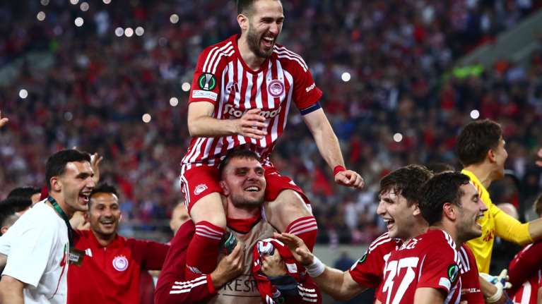 Κώστας Φουρτούνης: Ο αρχηγός του Ολυμπιακού που θέλει να το σηκώσει και να μπει στο πάνθεον των &quot;ερυθρολεύκων&quot;