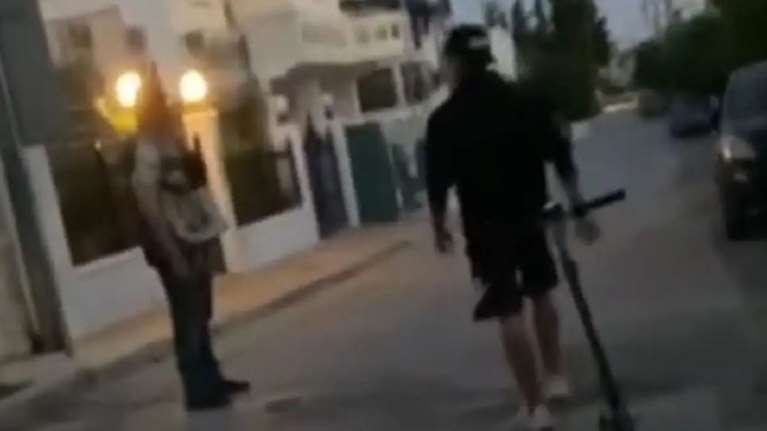 Γλυκά Νερά: Ο 17χρονος είχε αλλάξει σχολείο δύο φορές για βίαιη συμπεριφορά- Τα ρίχνει στον 48χρονο