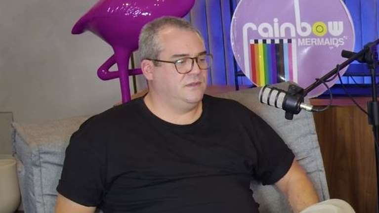 Π. Δαδακαρίδης: Καψουρεύτηκε γάτα- Μαγική η συνύπαρξη με τον σκύλο μου