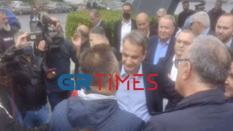 Μητσοτάκης σε αγρότες: &quot;Είμαστε εδώ για να τα λύσουμε όλα&quot; - Η εντολή που έδωσε στον υπουργό Γεωργικής Ανάπτυξης