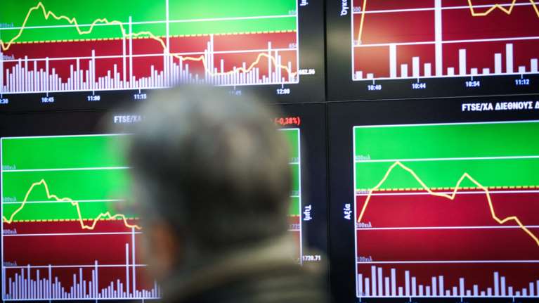Χρηματιστήριο Αθηνών: Με απώλειες 4,6% έκλεισε ο γενικός δείκτης - Στα χαμηλότερα επίπεδα των τελευταίων τριών μηνών