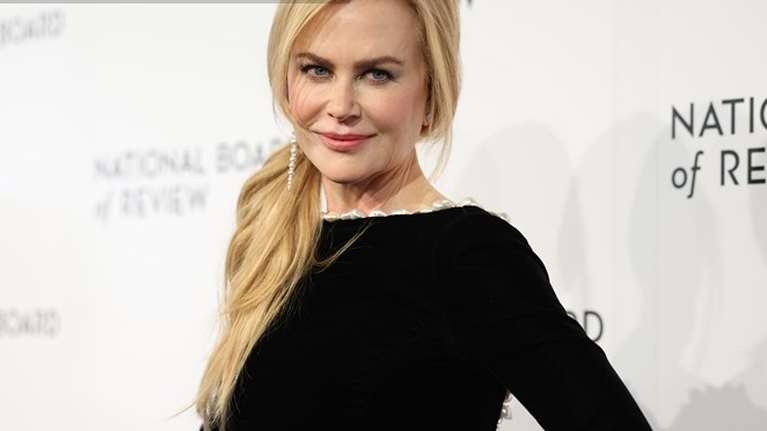 Η φωτογραφία της Νικόλ Κίντμαν από το 2000 που έγινε viral το 2025 - &quot;Φαινόταν ότι δεν τον άντεχε&quot;