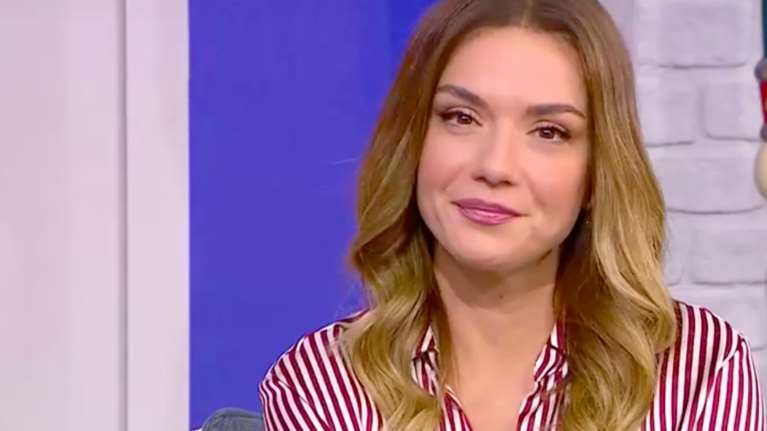 Βάσω Λασκαράκη: &quot;Ποια κωμωδία θα μπορούσε να ανταγωνιστεί ένα πρότζεκτ σαν το Σόι;&quot;