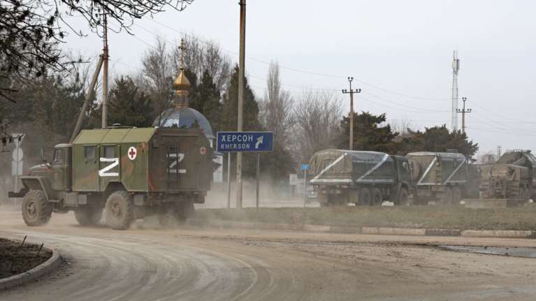 FT: Ο Πούτιν κερδίζει χρόνο με τις διαπραγματεύσεις για να ενισχύσει τον στρατό του του στην Ουκρανία