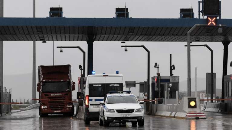 Διοικητής Τροχαίας για τα μέτρα: Ελέγχουμε σε 24ωρη βάση με drones, ελικόπτερα και μπλόκα