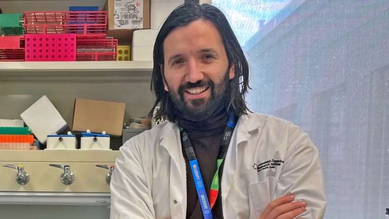 Προσοχή: Δεν υπάρχει κρυολόγημα, υπάρχει μόνο ίωση: Οι διευκρινίσεις του καθηγητή Πρασσά για κάτι που όλοι μπερδεύουμε