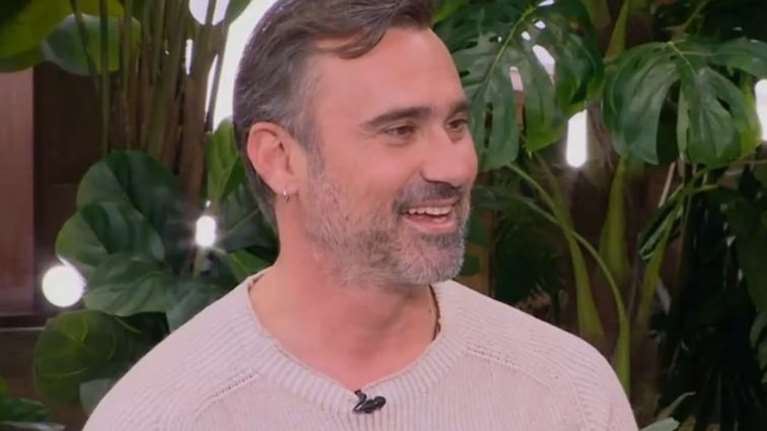 Γιώργος Καπουτζίδης: &quot;Δεν σοβάρεψα λόγω της πολιτικής ορθότητας - Είμαι 50 χρονών, θα ήταν προβληματικό να γράφω τα ίδια πράγματα&quot;