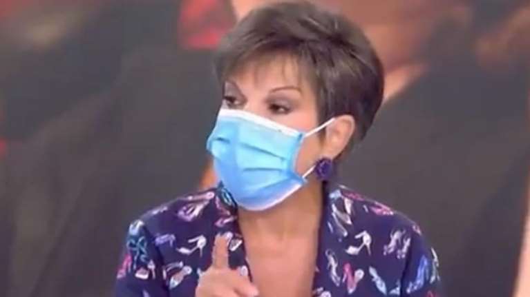 Ιωάννα Μάνδρου: Ξεσπά η δημοσιογράφος για τις επιθέσεις μετά το σχόλιό της για τη Μάγδα Φύσσα on air στον ΣΚΑΪ [Βίντεο]