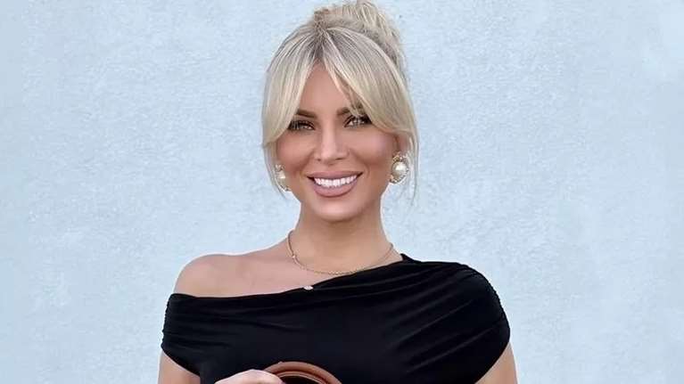 Ώρα για ανανέωση για την Κατερίνα Καινούργιου: Το νέο χρώμα στα μαλλιά της