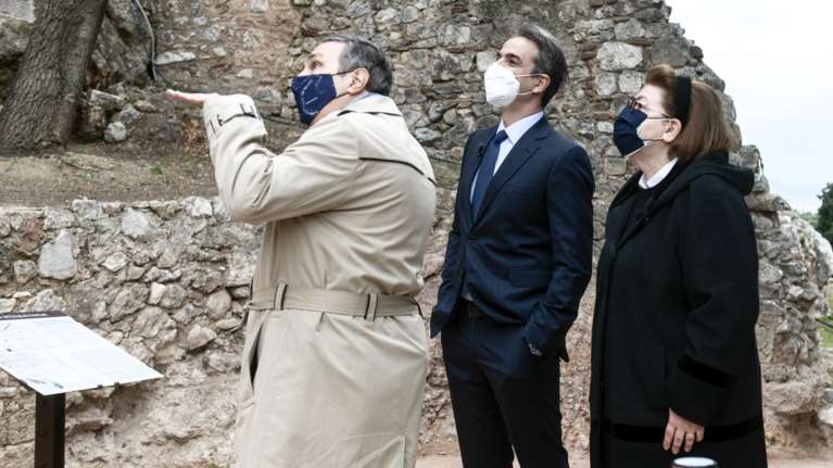 Μητσοτάκης: Να γιατί στηρίζω τη Μενδώνη, παρά τα λάθη της- Δεν είναι πολιτικός...