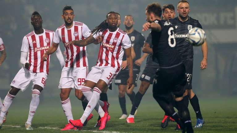 Συγκινητική κίνηση από τον Ολυμπιακό: Καλεί στο &quot;Καραϊσκάκης&quot; φίλη του ΠΑΟΚ που δίνει μάχη με τον καρκίνο - Να δει το μεταξύ τους παιχνίδι