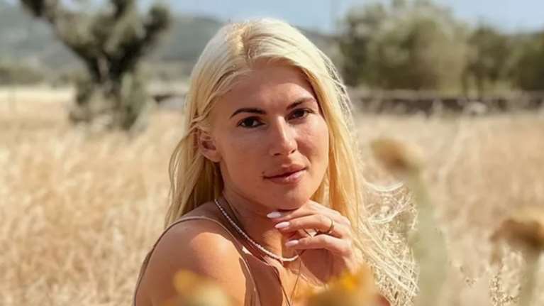 Η Όλγα Πηλιάκη σε ισπανικό κομμωτήριο: Το νέο χρώμα μαλλιών που υιοθέτησε