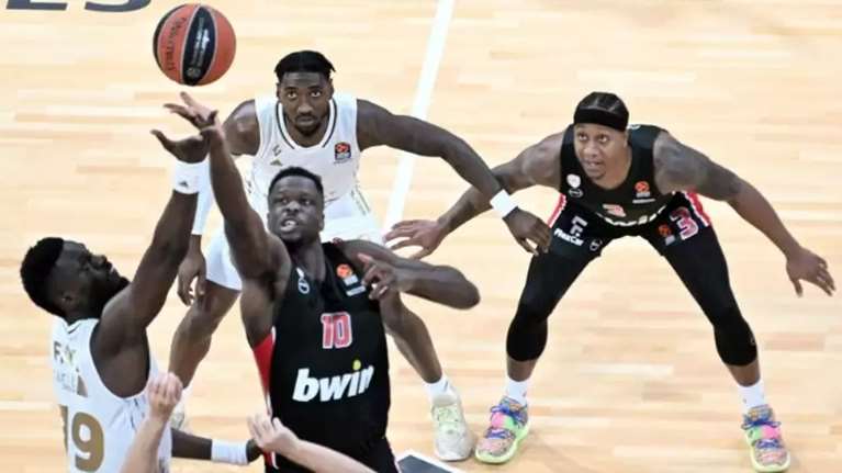 Βιλερμπάν-Ολυμπιακός 77-75: Το έκανε θρίλερ και το έχασε…