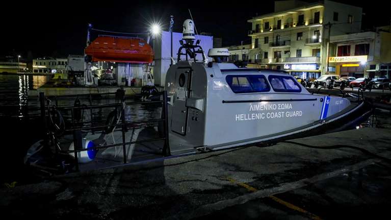 Τραγωδία στη Χίο: Νέες εικόνες από το λιμάνι - Σε εξέλιξη οι έρευνες