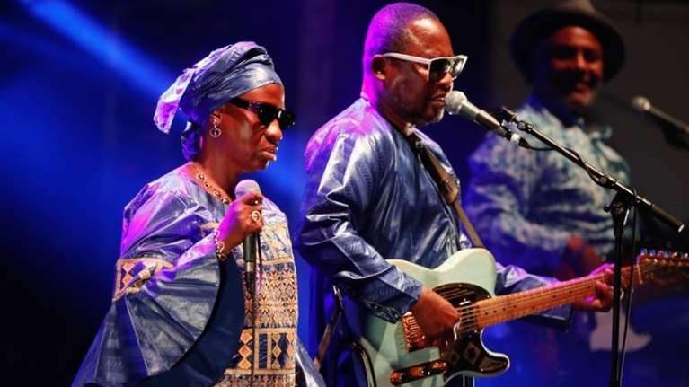 Πέθανε ο Αμαντού του θρυλικού ζευγαριού τυφλών μουσικών Amadou &amp; Mariam