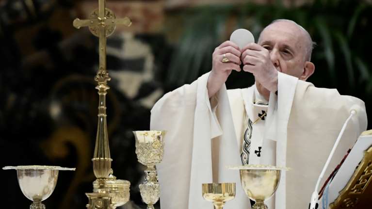 Πόλεμος στην Ουκρανία - Πάπας Φραγκίσκος: Τέρμα! Σταματήστε! Αφήστε τα όπλα να σιγήσουν