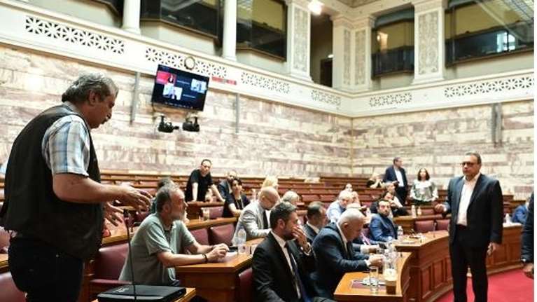 Επεισόδιο Πολάκη-Φάμελλου στην ΚΟ ΣΥΡΙΖΑ: &quot;Δεν μπορείς να συμμετέχεις&quot;- &quot;Ξέρω ποιοι δεν με θέλουν - Μόνο ο λαός διαγράφει&quot;