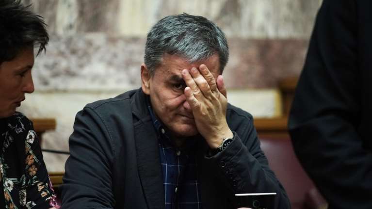 Απίστευτος Τσακαλώτος για &quot;σκόιλ ελικίκου&quot;: Υπάρχουν εκπαιδευτικά ιδρύματα με χειρότερα ελληνικά από τα δικά μου