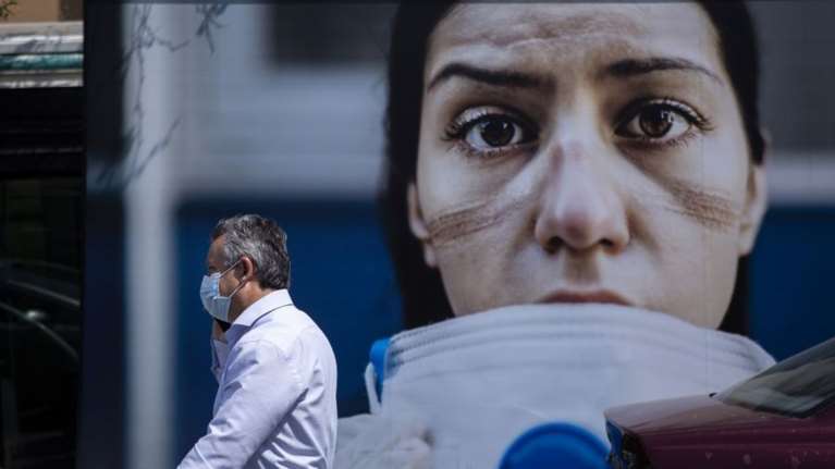 Κορονοϊός: &quot;Βράζει&quot; η Αττική για Δευτέρα με 773 νέα κρούσματα - Στο &quot;κόκκινο&quot; με  241 η Θεσσαλονίκη και η Αχαΐα με 80