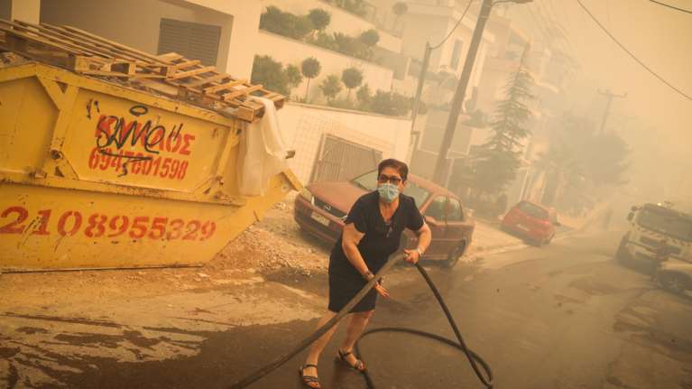 Φωτιά στη Βούλα - Στυλιανίδης: Το καλοκαίρι θα είναι σκληρό - Ήταν μια δύσκολη δοκιμασία [Βίντεο]