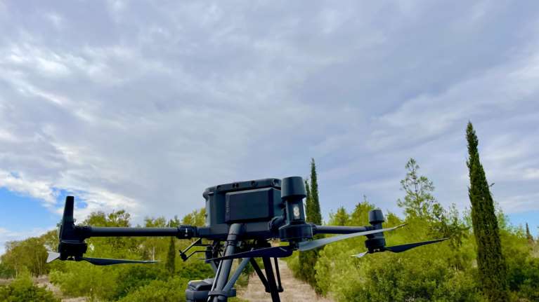 Πρωτοφανής απάτη στην Πάτρα: &quot;Δήλωσε τώρα τα χρυσαφικά σου - Πάνω από το σπίτι σου πετάει drone της Εφορίας&quot;