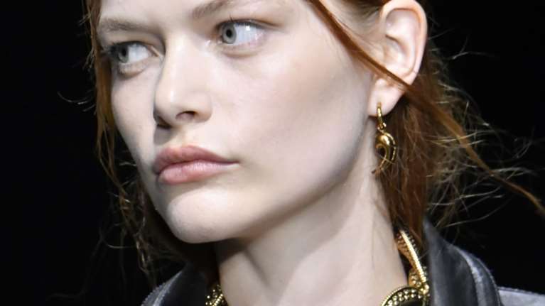 Τέλεια επιδερμίδα και το καλοκαίρι: Δες πώς θα την αποκτήσεις με ελάχιστο μακιγιάζ