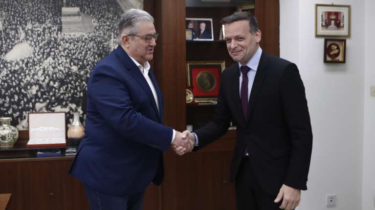 Συνάντηση Δημήτρη Κουτσούμπα με τον Δήμαρχο Αθηναίων Χάρη Δούκα για το τέλος ταφής απορριμμάτων