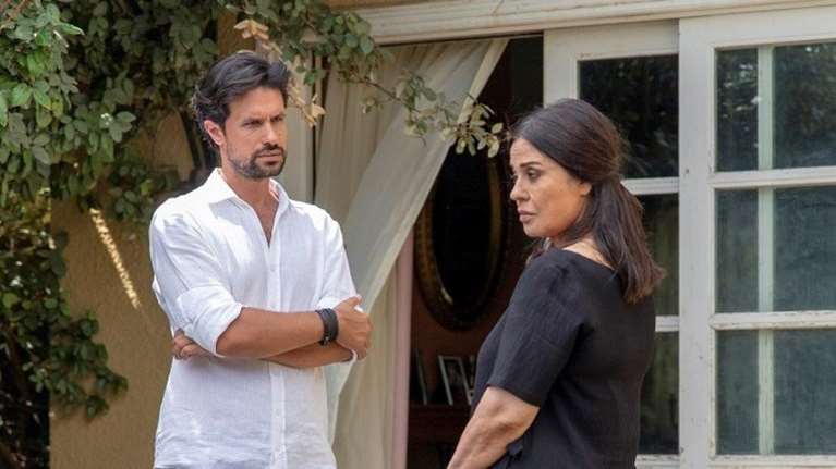 Μαρία Τζομπανάκη &amp; Ορφέας Αυγουστίδης ποζάρουν στις πρόβες του &quot;Σασμού&quot;! Δείτε το τρυφερό στιγμιότυπο