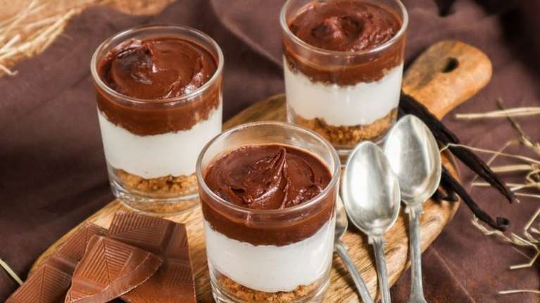 Ατομικό cheesecake πραλίνας με 5 μόνο υλικά