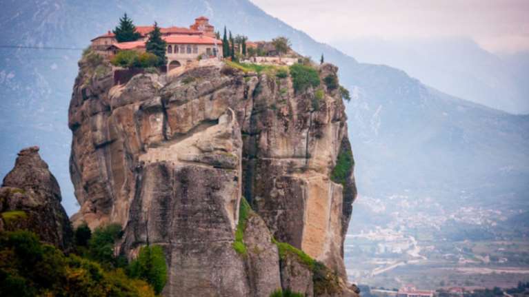 Κλείνουν τα Μοναστήρια των Μετεώρων μέχρι τέλος Μαρτίου