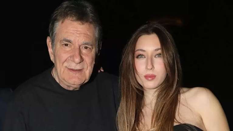 Ηλέκτρα Διονυσίου: Η κούκλα κόρη του Άγγελου Διονυσίου σε βραδινή έξοδο με λευκό crop top