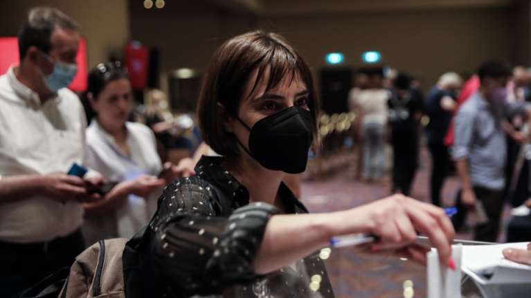 Μπάχαλο ο ΣΥΡΙΖΑ μετά την επιλογή Σβίγκου για γραμματέα - Δυσαρέσκεια, γκρίνιες και συντροφικά μαχαιρώματα