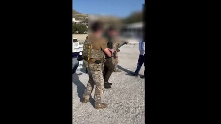 Ναυάγιο με μετανάστες στη Μύκονο: Τρεις νεκροί, δύο διασωθέντες, 12 αγνοούμενοι – Βίντεο από την επιχείρηση